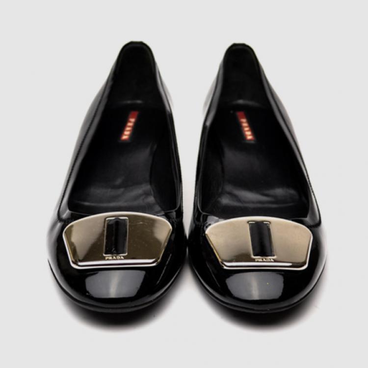 مملوكة مسبقًا Prada Sport Black Patent Leather Block Heel Pump Size 41 