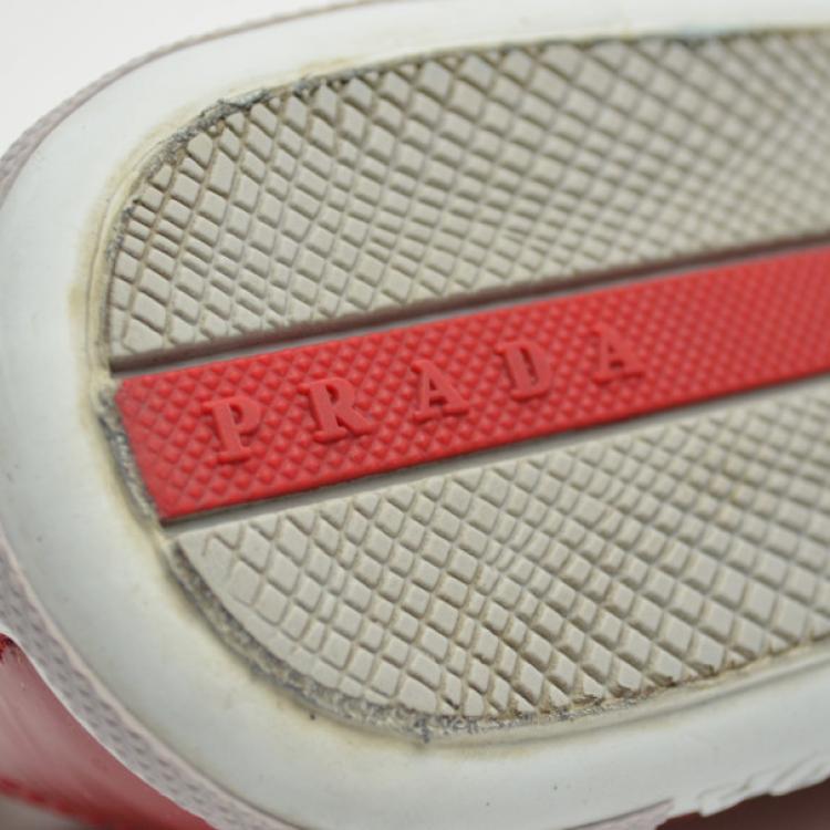 مملوكة مسبقًا Prada Sport Red Patent Leather Cap Toe Sneakers Size 40