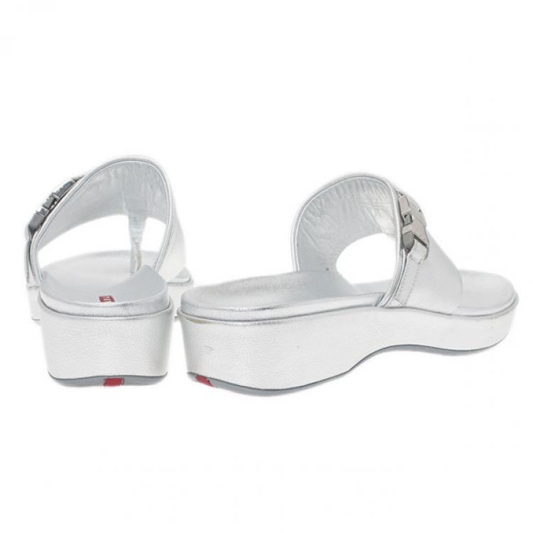 Pre Owned Prada Sport Silver Metallic Leather Thong Sandals Size 39