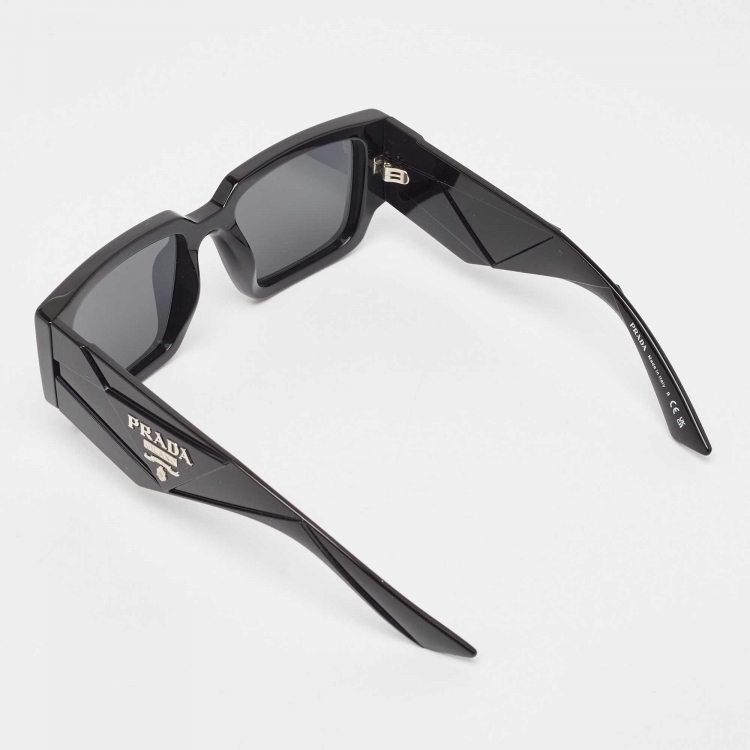 Pre Owned Prada Black Logo SPR 16Z Frame Square Sunglasses