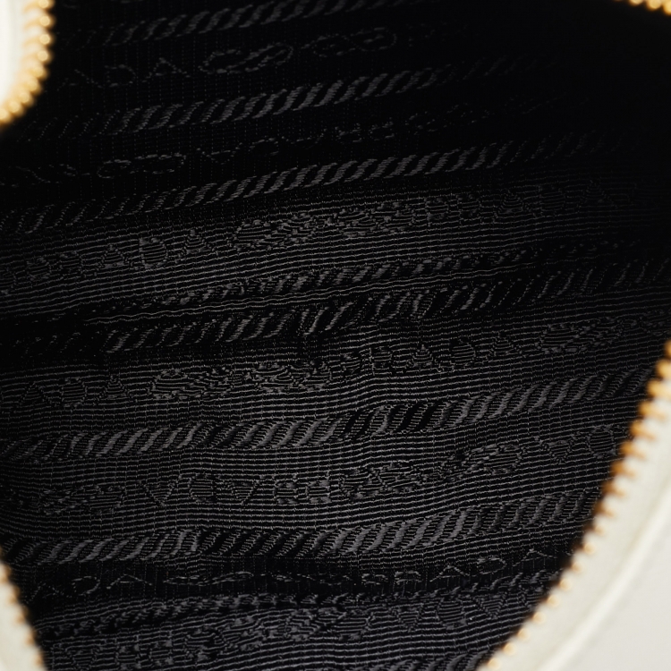 Pre Owned Prada Cream Saffiano Leather Re-Edition 2005 Baguette Bag