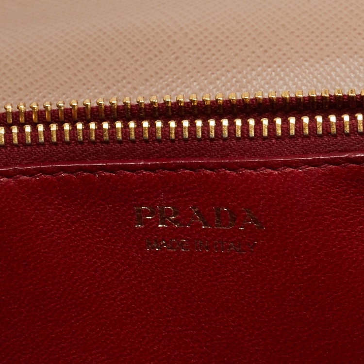 Pre Owned Prada Beige Saffiano Leather Wallet on Chain