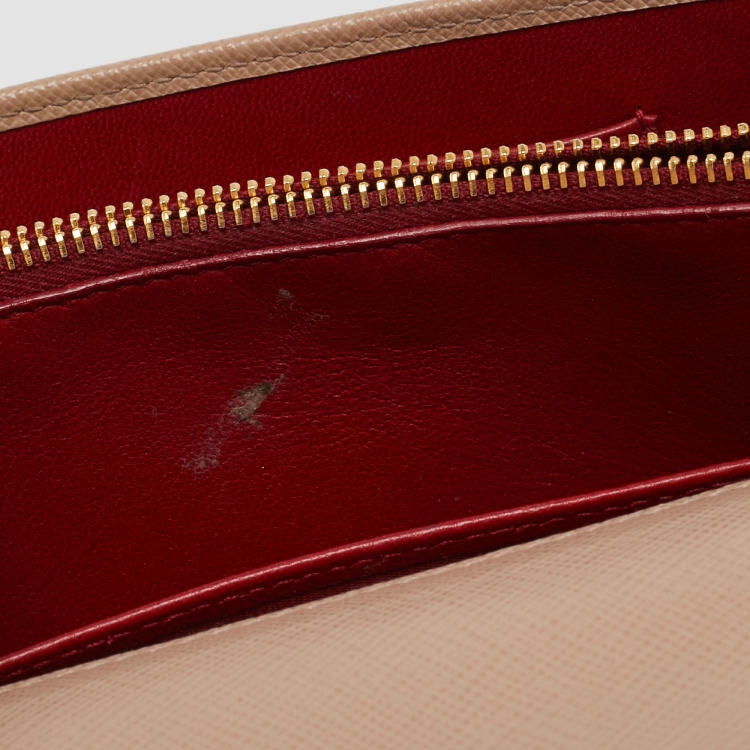 Pre Owned Prada Beige Saffiano Leather Wallet on Chain