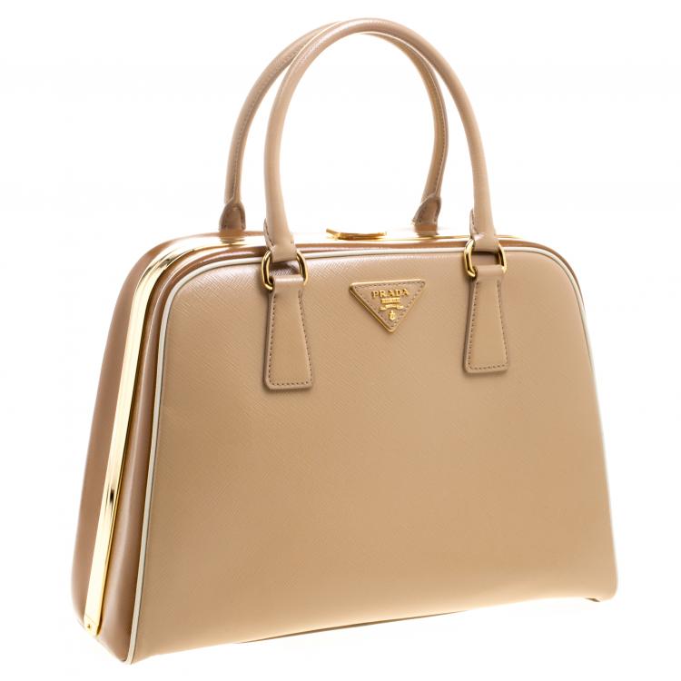 Pre Owned Prada Beige/Caramel Patent Leather Pyramid Frame Top Handle Bag