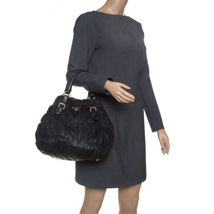Pre Owned Prada Black Nappa Gaufre Leather Shopping Tote
