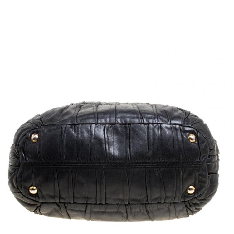 Pre Owned Prada Black Nappa Gaufre Leather Shopping Tote
