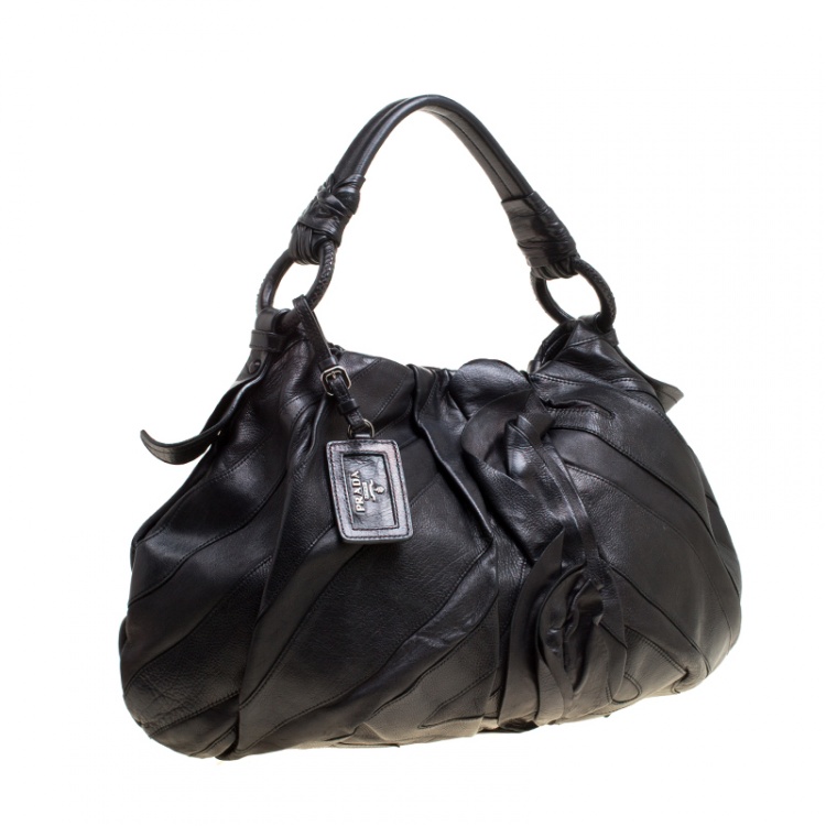 مملوكة مسبقًا Prada Black Ruffle Leather Mordore Hobo 