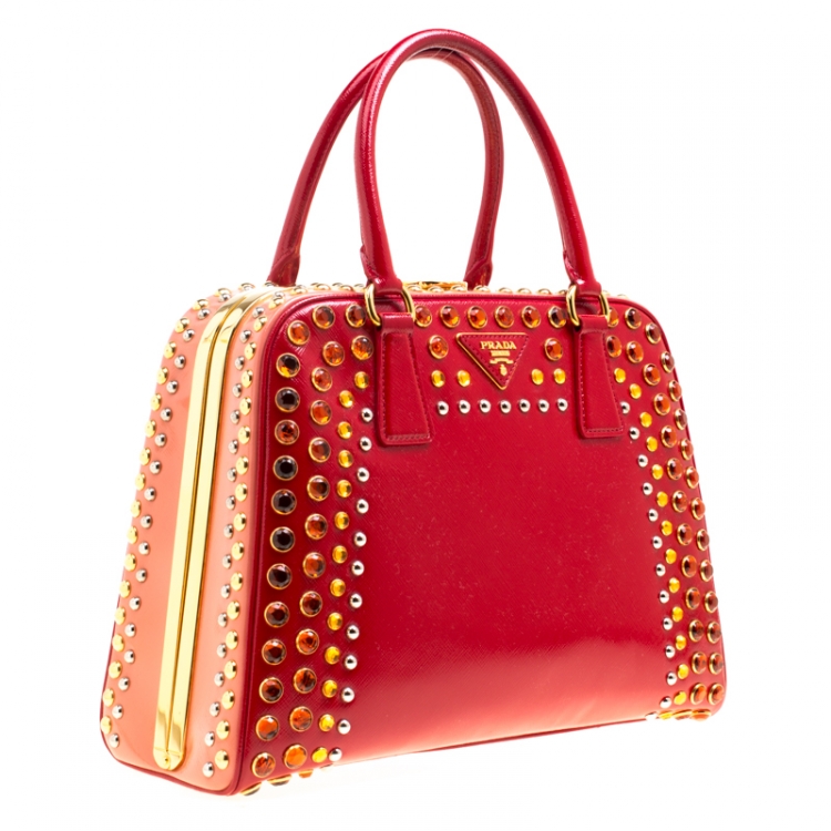 Pre Owned Prada Blush Pink/Red Patent Leather Pyramid Frame Top Handle Bag
