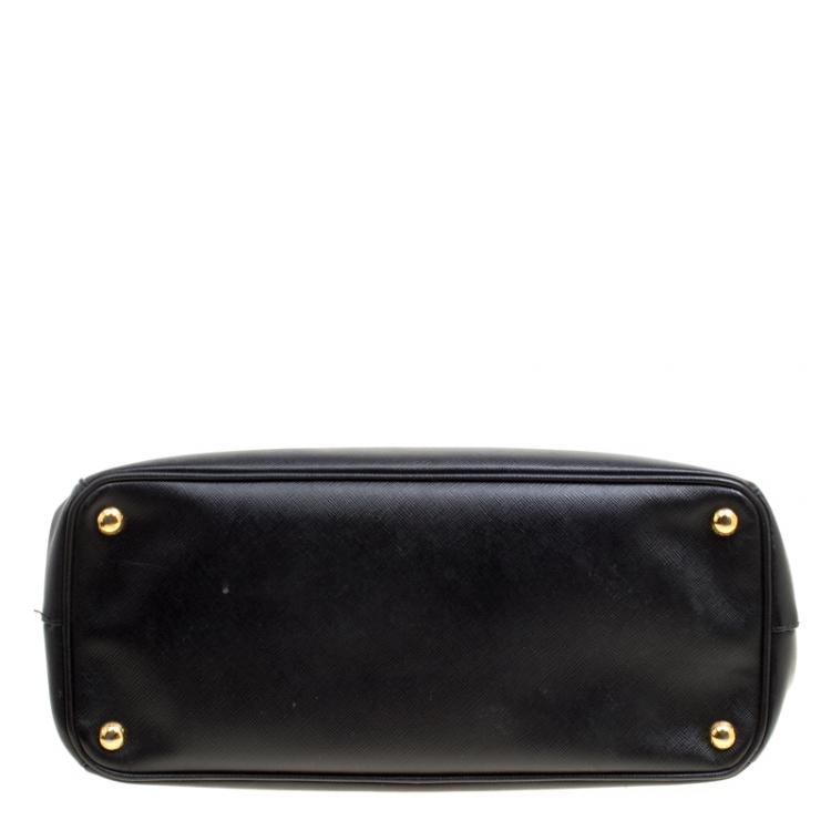 Pre Owned Prada Black Saffiano Lux Leather Medium Galleria Double Zip Top Handle Bag