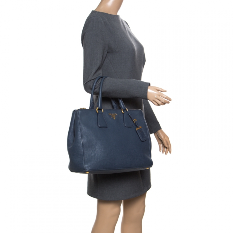 Pre Owned Prada Blue Vitello Daino Leather Double Zip Top Handle Bag