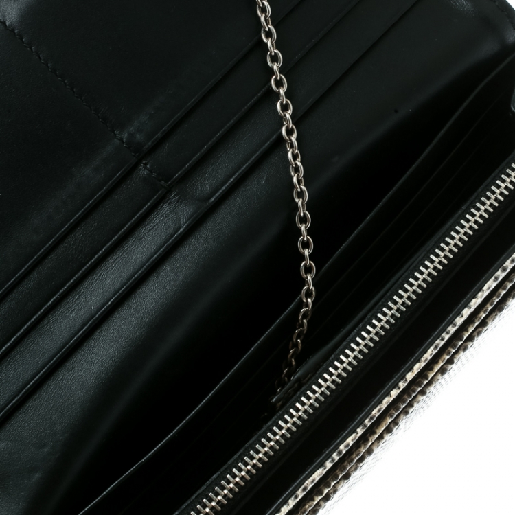 Prada Logo Quilted-leather Wallet-on-chain in Black