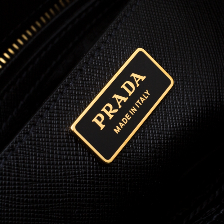 Pre Owned Prada Black Saffiano Lux Leather Executive Double Zip Top Handle Bag