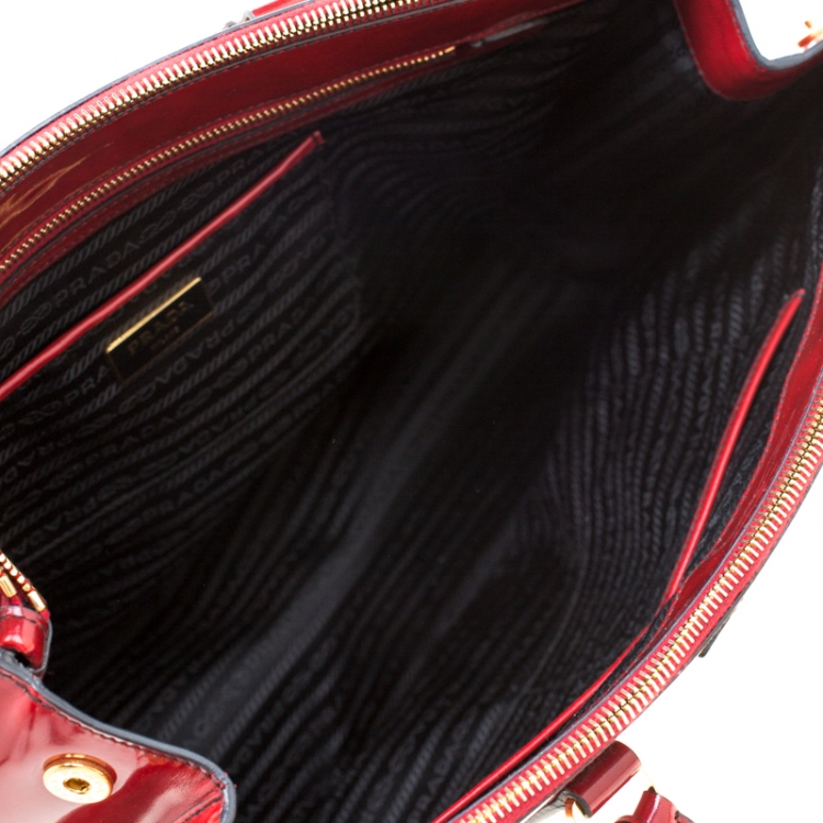 Pre Owned Prada Red Patent Spazzolato Leather Large Double Zip Tote