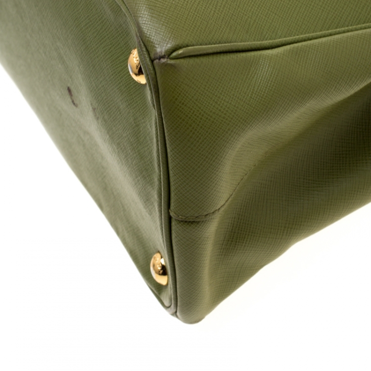 Pre Owned Prada Green Saffiano Lux Leather Parabole Tote