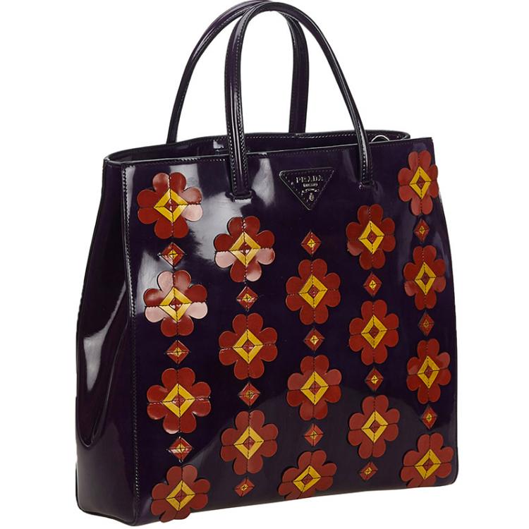 Pre Owned Prada Black Patent Leather Spazzolato Floral Applique Tote