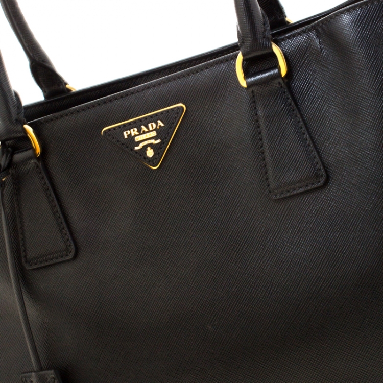 Pre Owned Prada Black Saffiano Leather Medium Galleria Tote