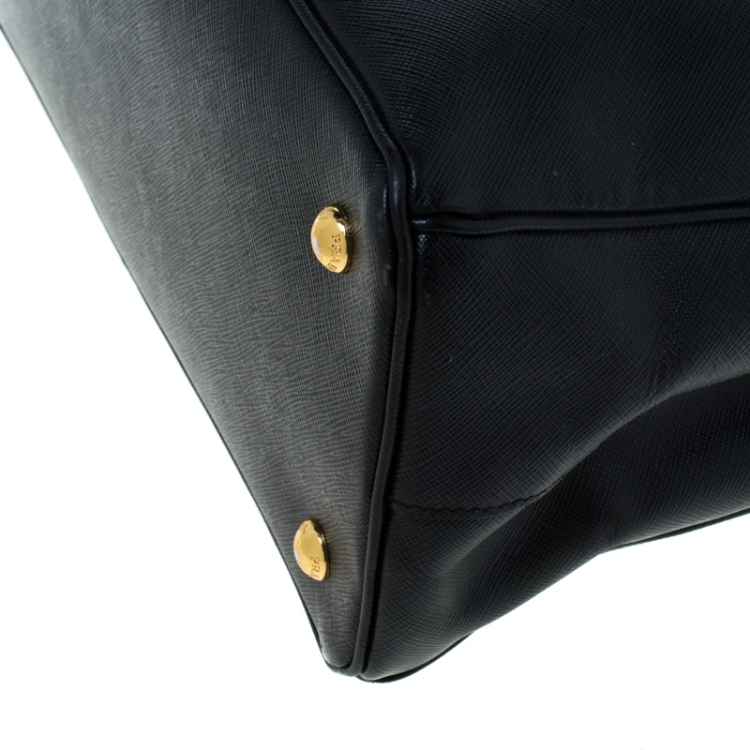 Pre Owned Prada Black Saffiano Leather Medium Galleria Tote