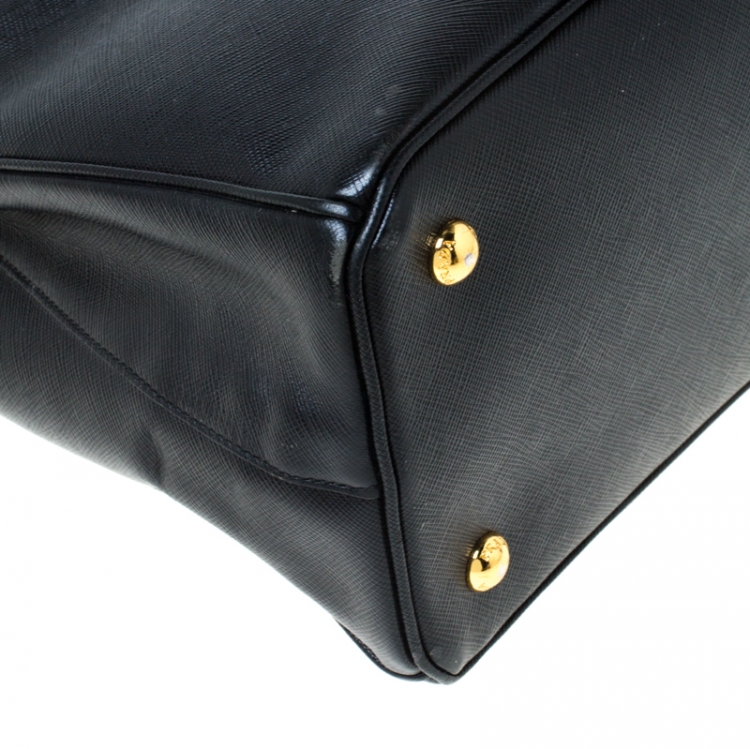 Pre Owned Prada Black Saffiano Leather Medium Galleria Tote