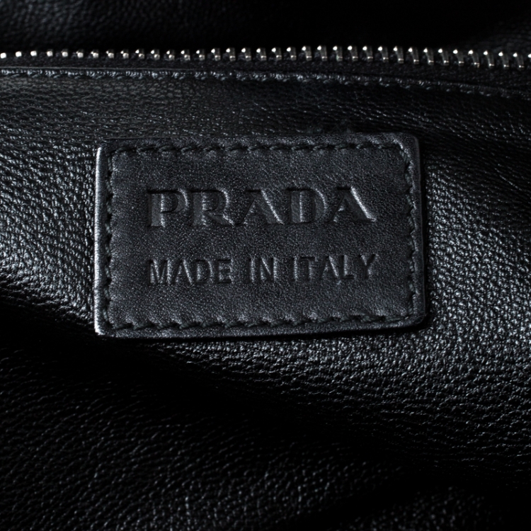 مملوكة مسبقًا Prada Black Canvas and Crocodile Leather Satchel 