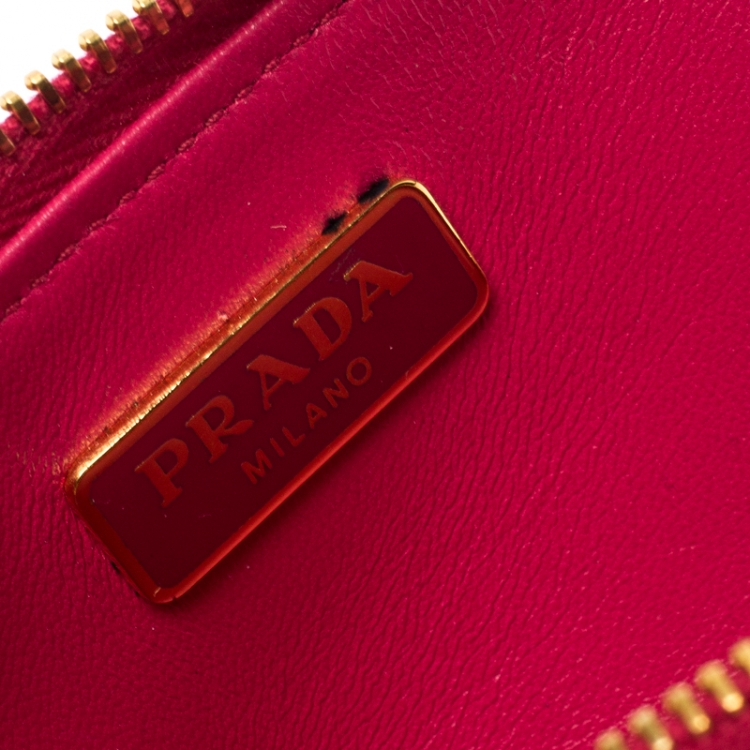 Pre Owned Prada Magenta Saffiano Leather Zip Key Pouch