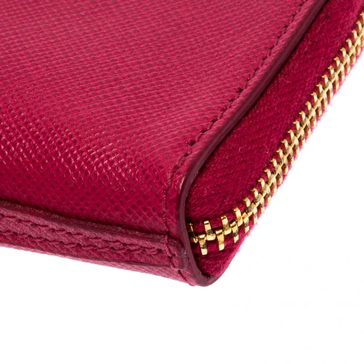 Pre Owned Prada Magenta Saffiano Leather Zip Key Pouch