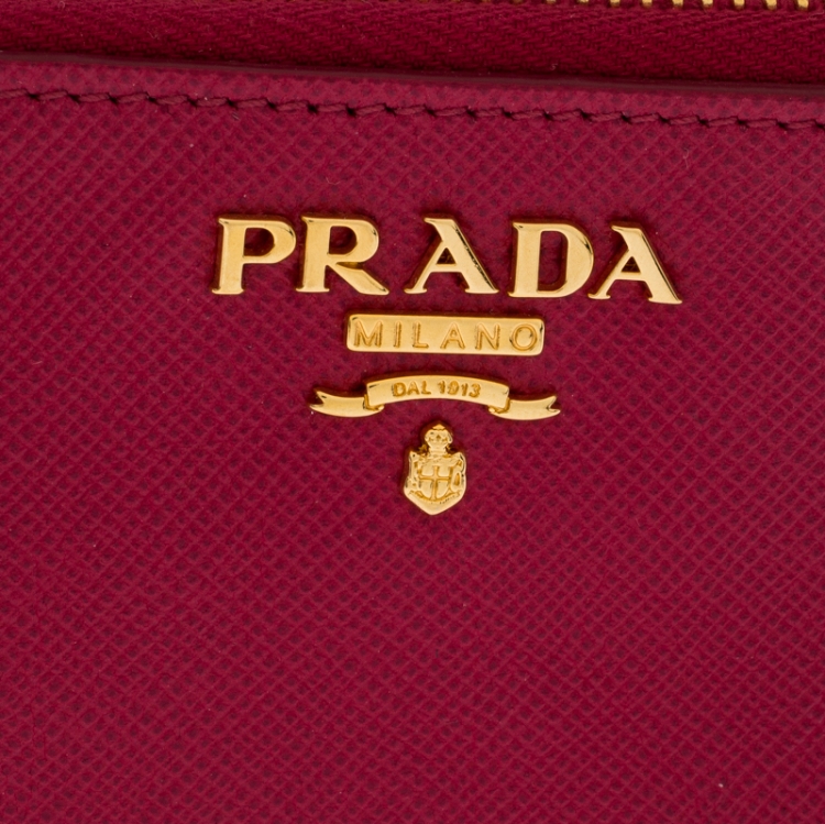 Pre Owned Prada Magenta Saffiano Leather Zip Key Pouch