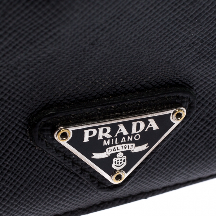 مملوكة مسبقًا Prada Black Saffiano Leather Card Holder