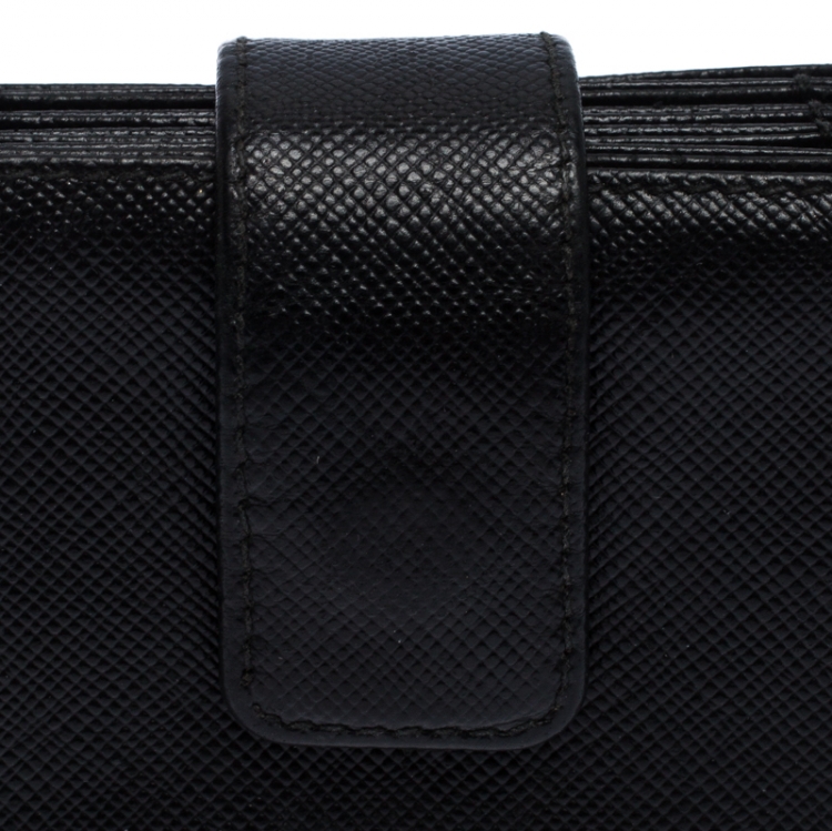 مملوكة مسبقًا Prada Black Saffiano Leather Card Holder