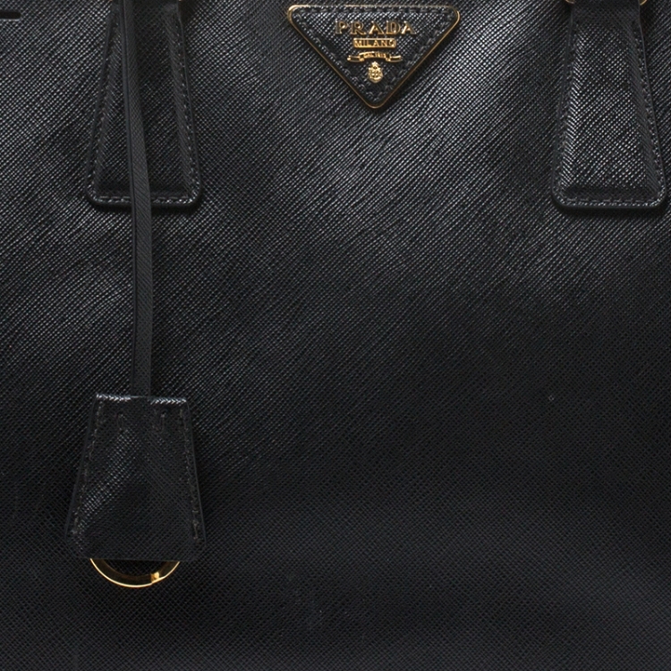 Pre Owned Prada Black Saffiano Lux Leather Medium Galleria Double Zip Tote