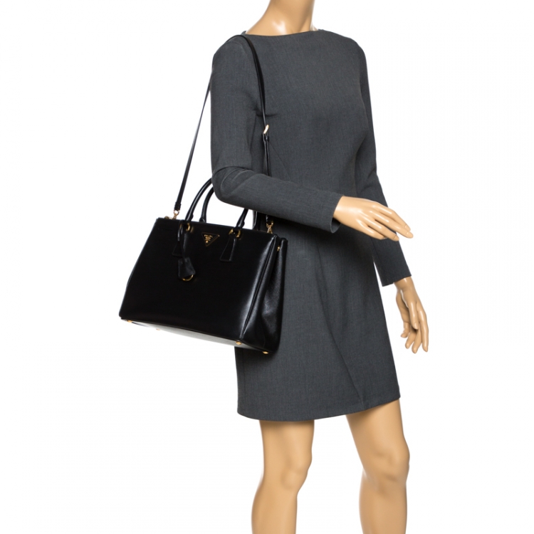 Pre Owned Prada Black Saffiano Lux Leather Medium Galleria Double Zip Tote