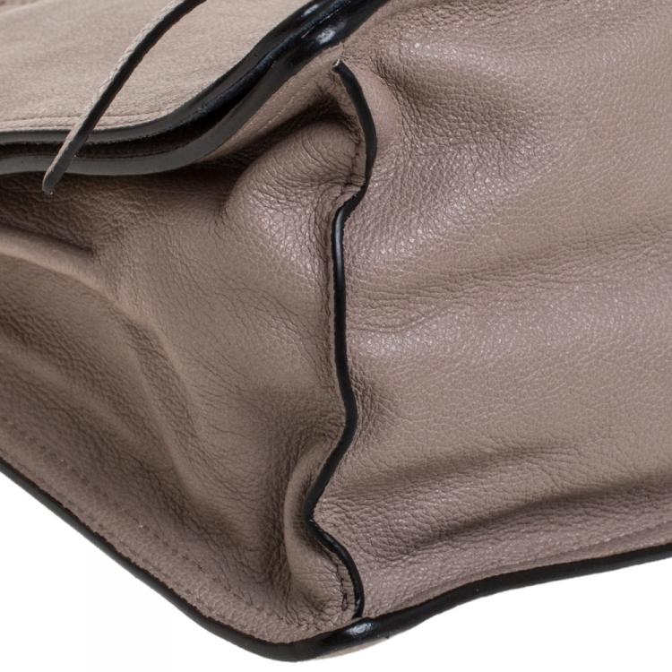 Pre Owned Prada Beige Leather Etiquette Flap Messenger Bag