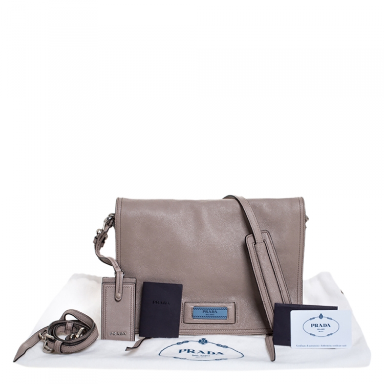 Pre Owned Prada Beige Leather Etiquette Flap Messenger Bag