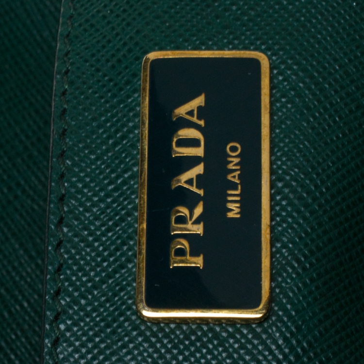 Pre Owned Prada Green Saffiano Lux Leather Medium Galleria Double Zip Tote