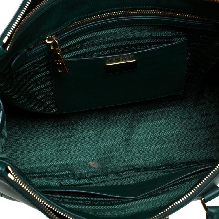 Pre Owned Prada Green Saffiano Lux Leather Medium Galleria Double Zip Tote