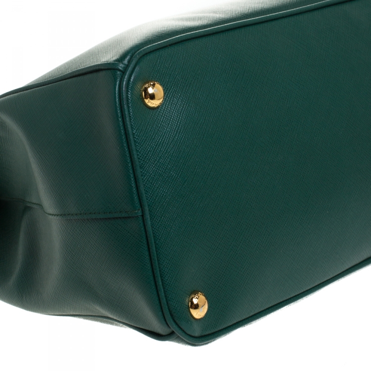 Pre Owned Prada Green Saffiano Lux Leather Medium Galleria Double Zip Tote