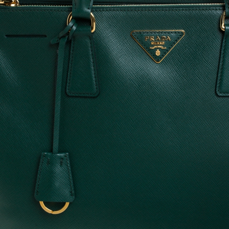 Pre Owned Prada Green Saffiano Lux Leather Medium Galleria Double Zip Tote