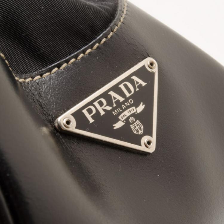 Pre Owned Prada Black Nylon Classic Buckle Hobo Bag