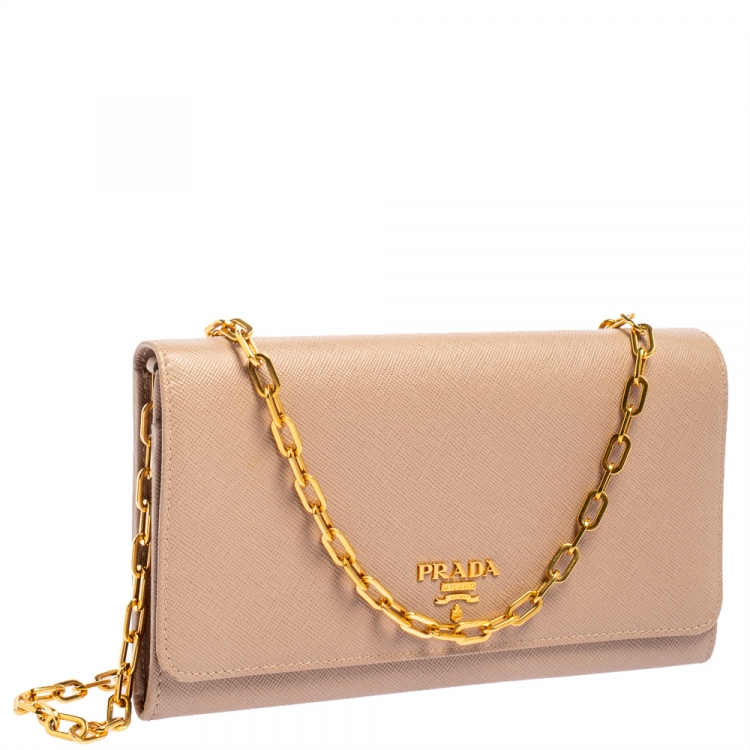 مملوكة مسبقًا Prada Beige Saffiano Metal Leather Wallet on Chain