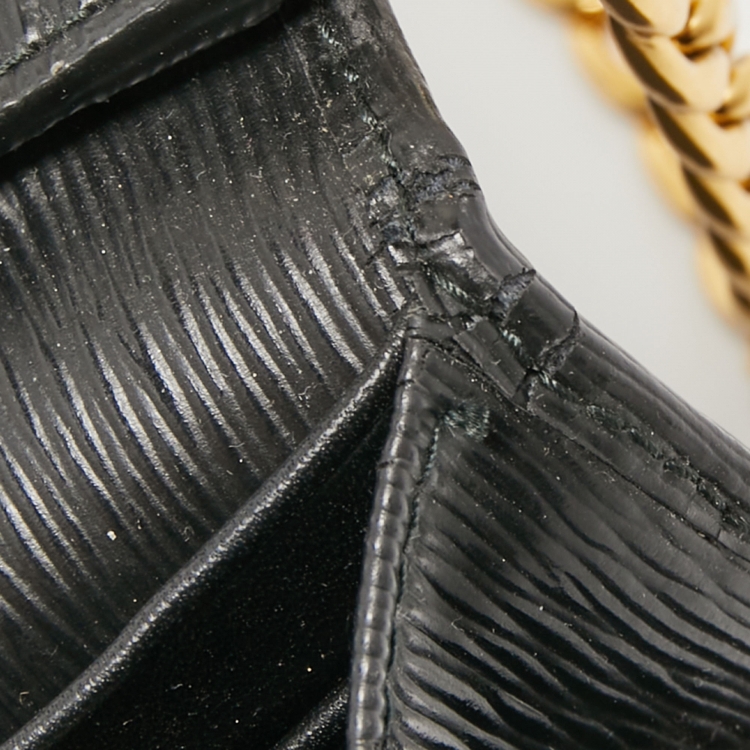 Pre Owned Prada Black Vitello Move Leather Leather Wallet On Chain