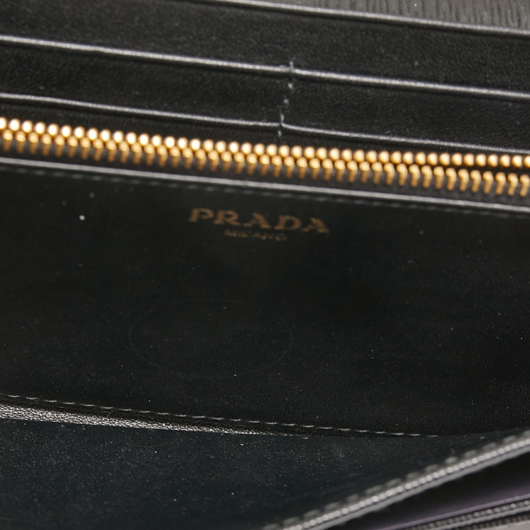 Pre Owned Prada Black Vitello Move Leather Leather Wallet On Chain