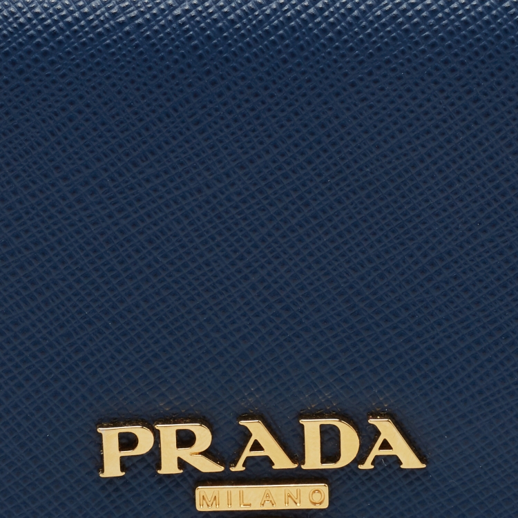 مملوكة مسبقًا Prada Blue Saffiano Leather Bifold Card Case