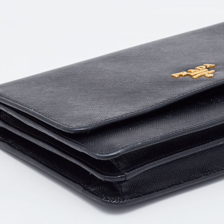Pre Owned Prada Black Saffiano Leather Flap Crossbody Bag