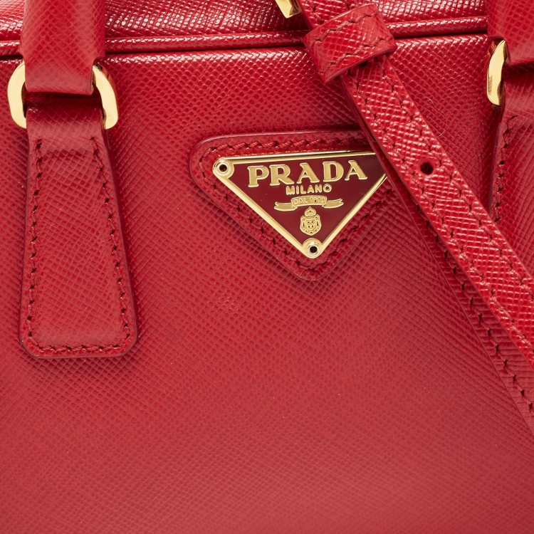 Pre Owned Prada Red Saffiano Lux Leather Mini Camera Crossbody Bag