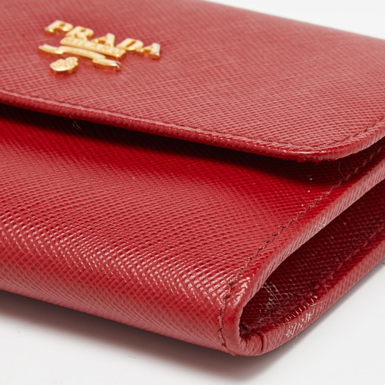 Pre Owned Prada Red Saffiano Metal Leather Logo Wristlet Compact Wallet