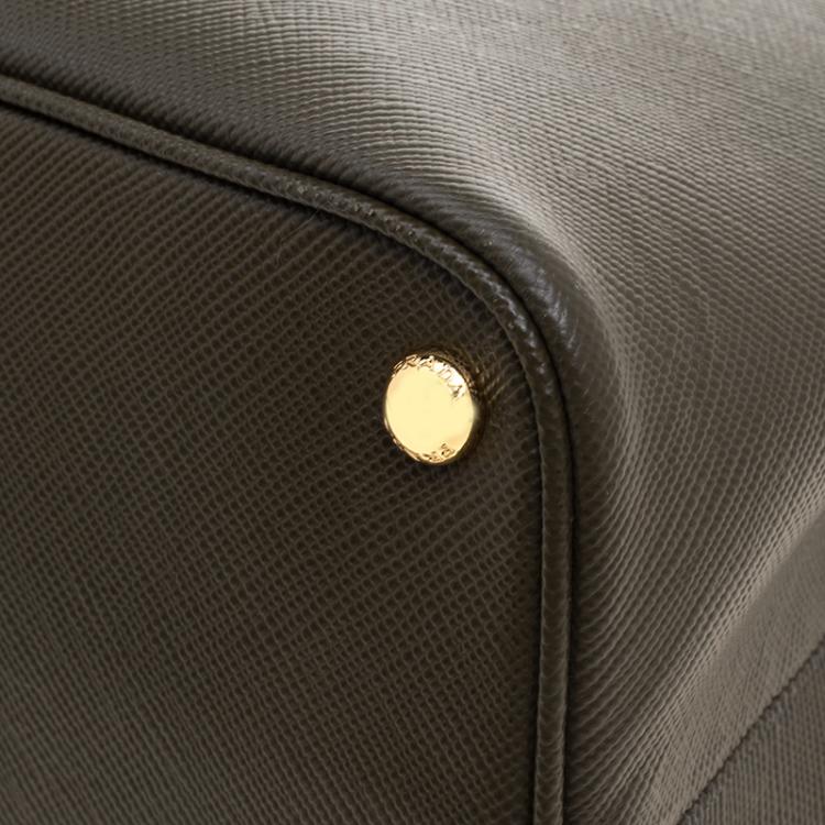 Pre Owned Prada Olive Green Saffiano Cuir Leather Convertible Tote