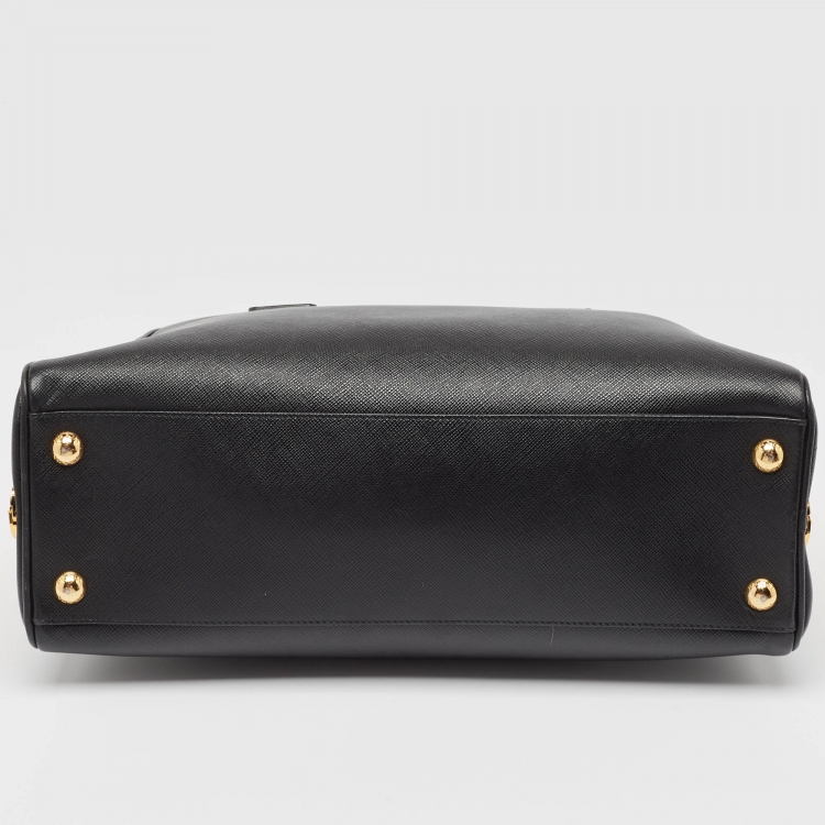Pre Owned Prada Black Saffiano Lux Leather Pyramid Frame Satchel
