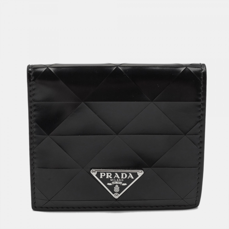 Pre Owned Prada Black Glossy Triangle Quilt Leather Flap Card Case 