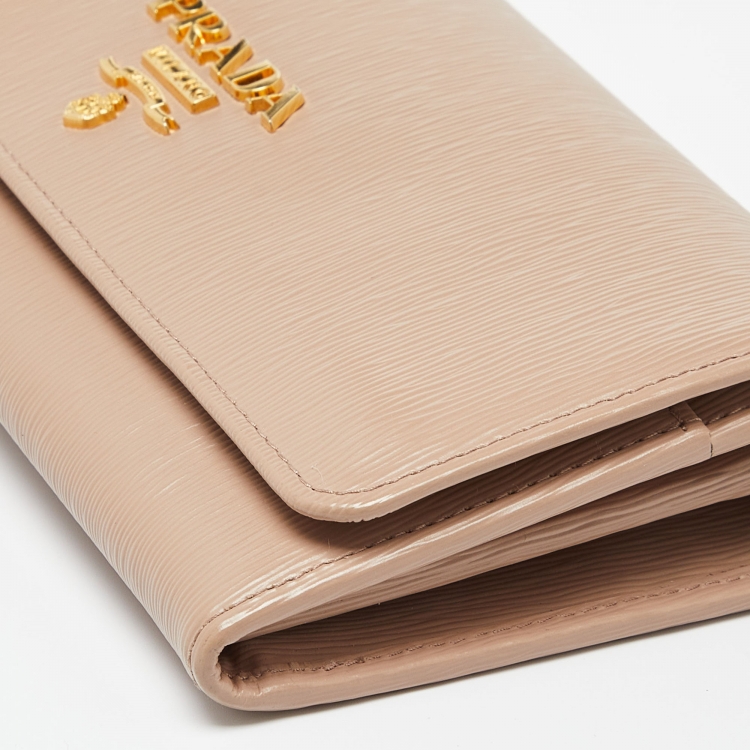 Pre Owned Prada Beige Vitello Move Leather Wallet on Chain