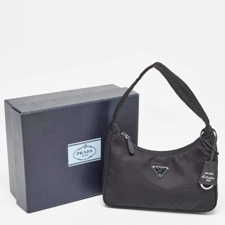 Pre Owned Prada Black Nylon Re-Edition 2000 Baguette Bag