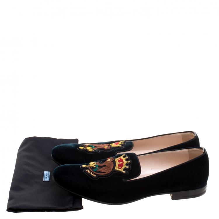 Pre Owned Prada Green Velvet Monkey Embroidered Smoking Slippers Size 39